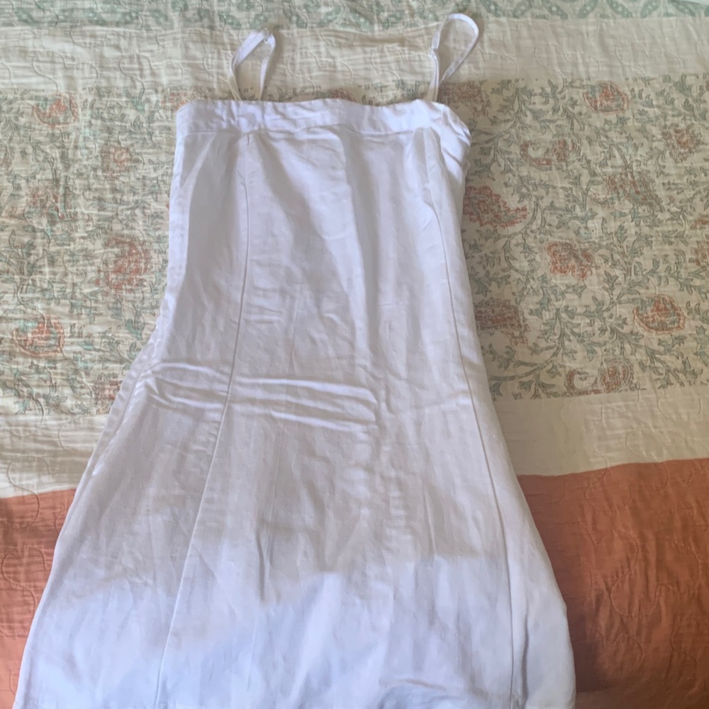 Jessica Simpson White Dress